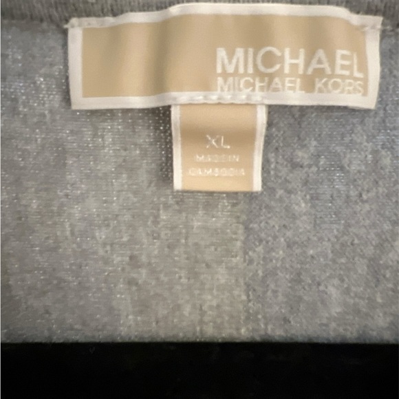 Michael Kors Women’s Long Sleeve Gray Pullover Sweater - Size XL - Picture 5 of 6